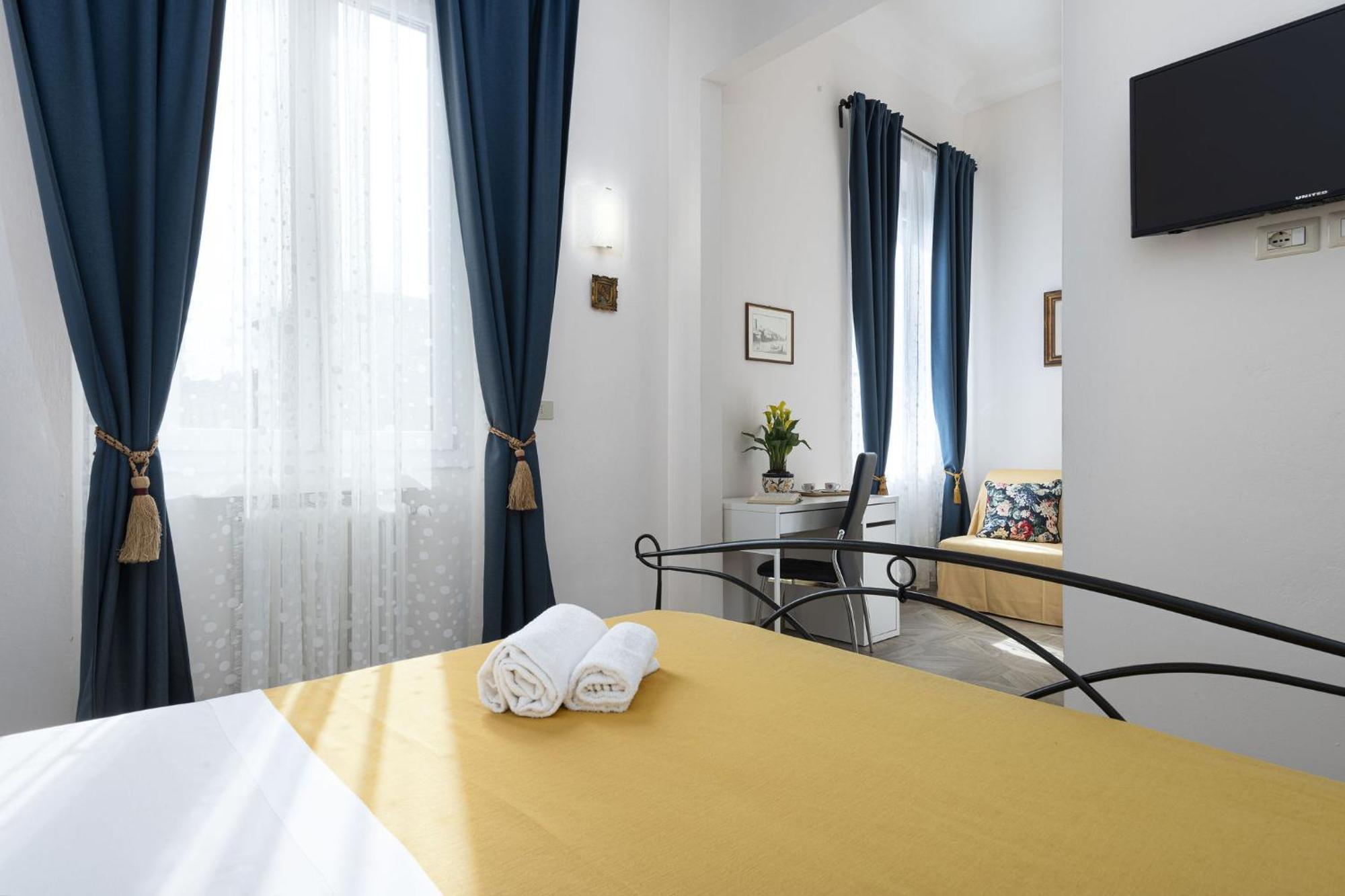 Cadorna Rooms In Firenze Eksteriør billede