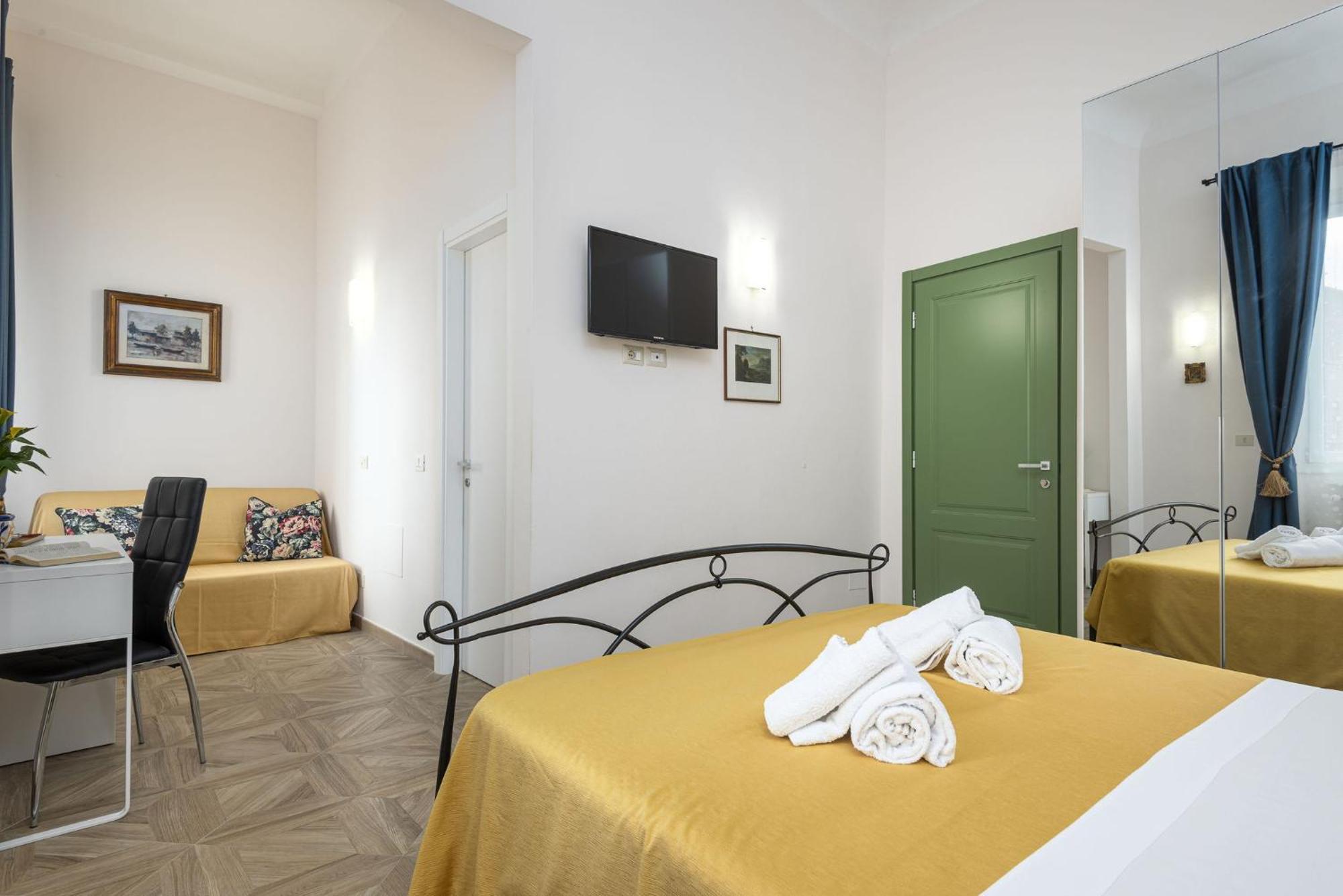 Cadorna Rooms In Firenze Eksteriør billede