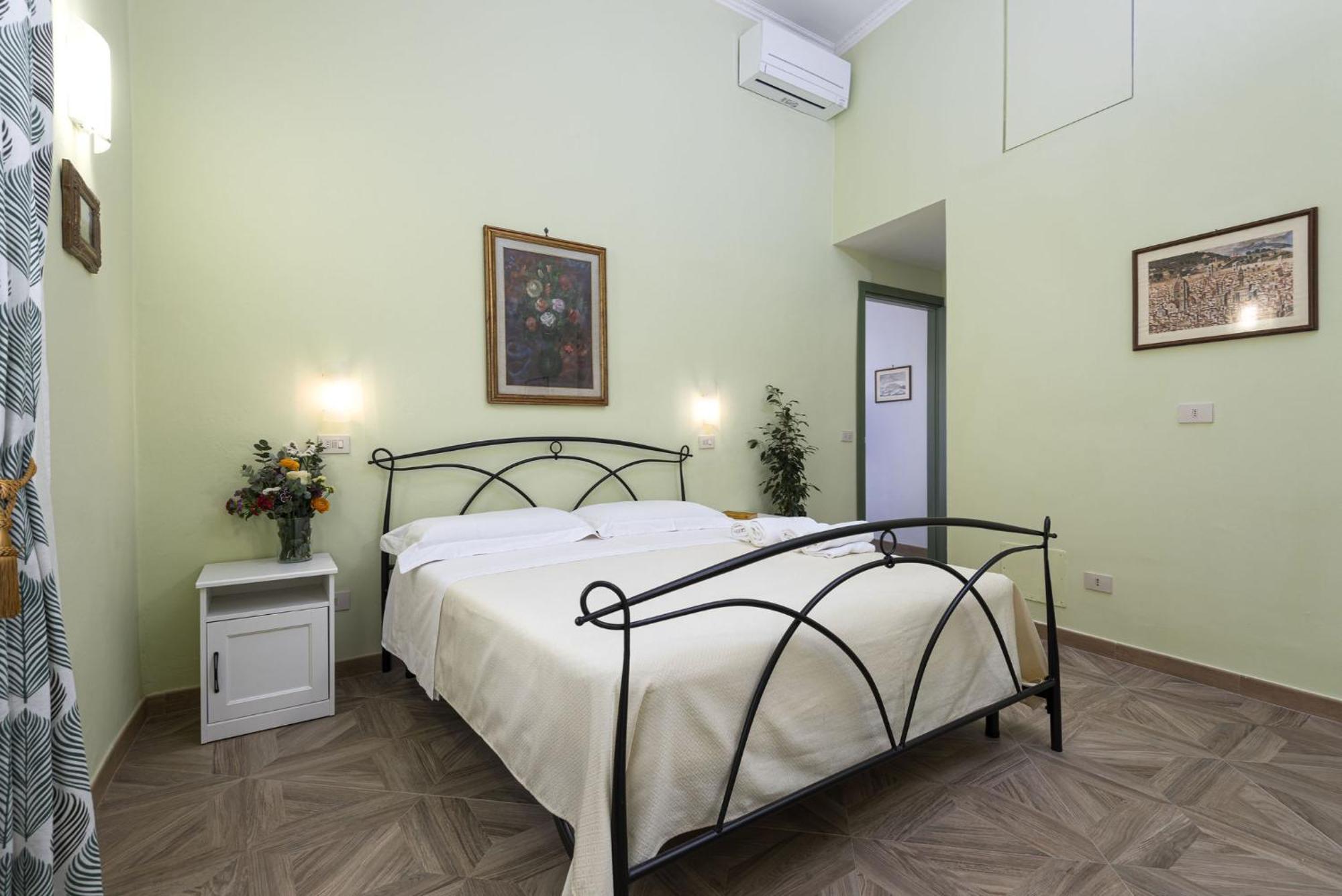 Cadorna Rooms In Firenze Eksteriør billede